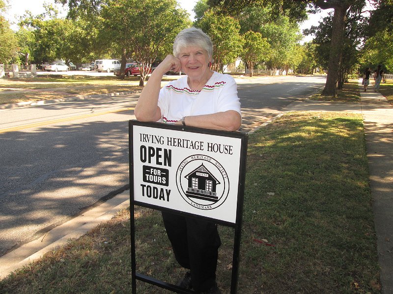 Oct 5 Mary and sign